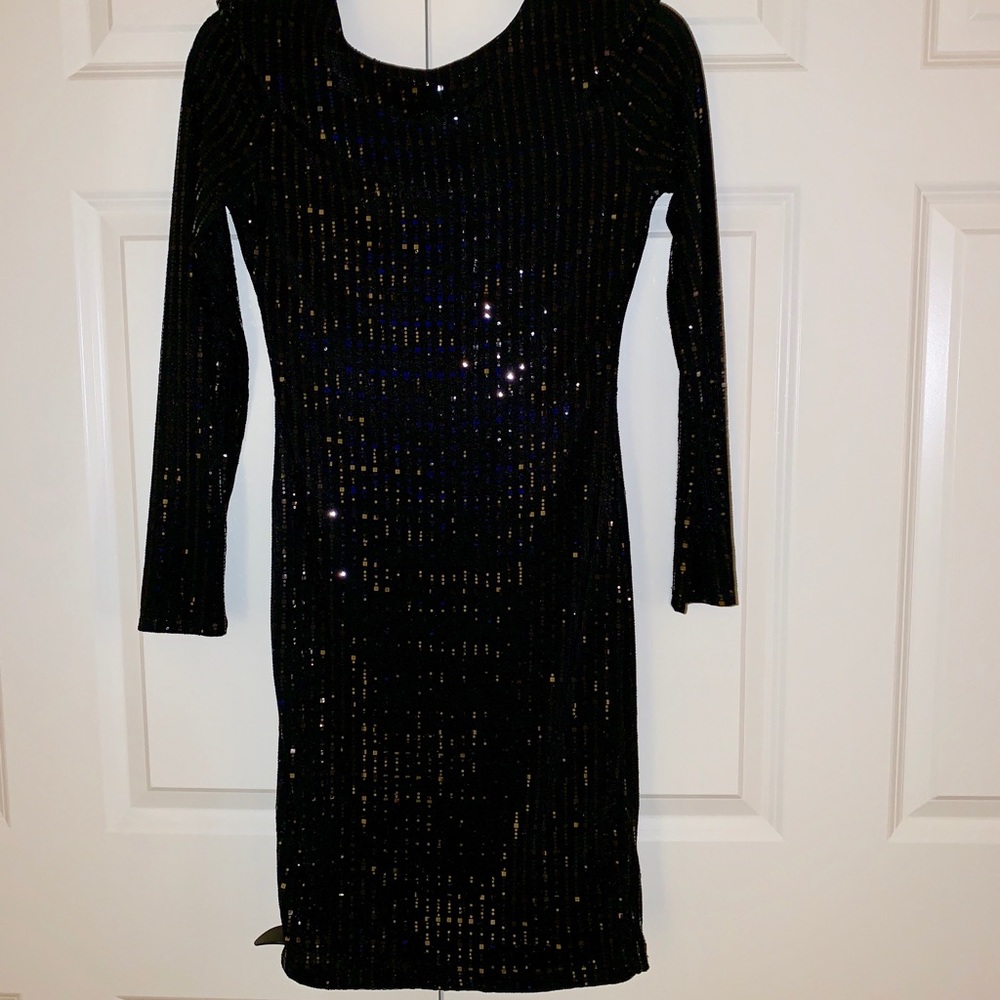 Midi length sequined dress!  Great stretch. - Picture 7 of 7